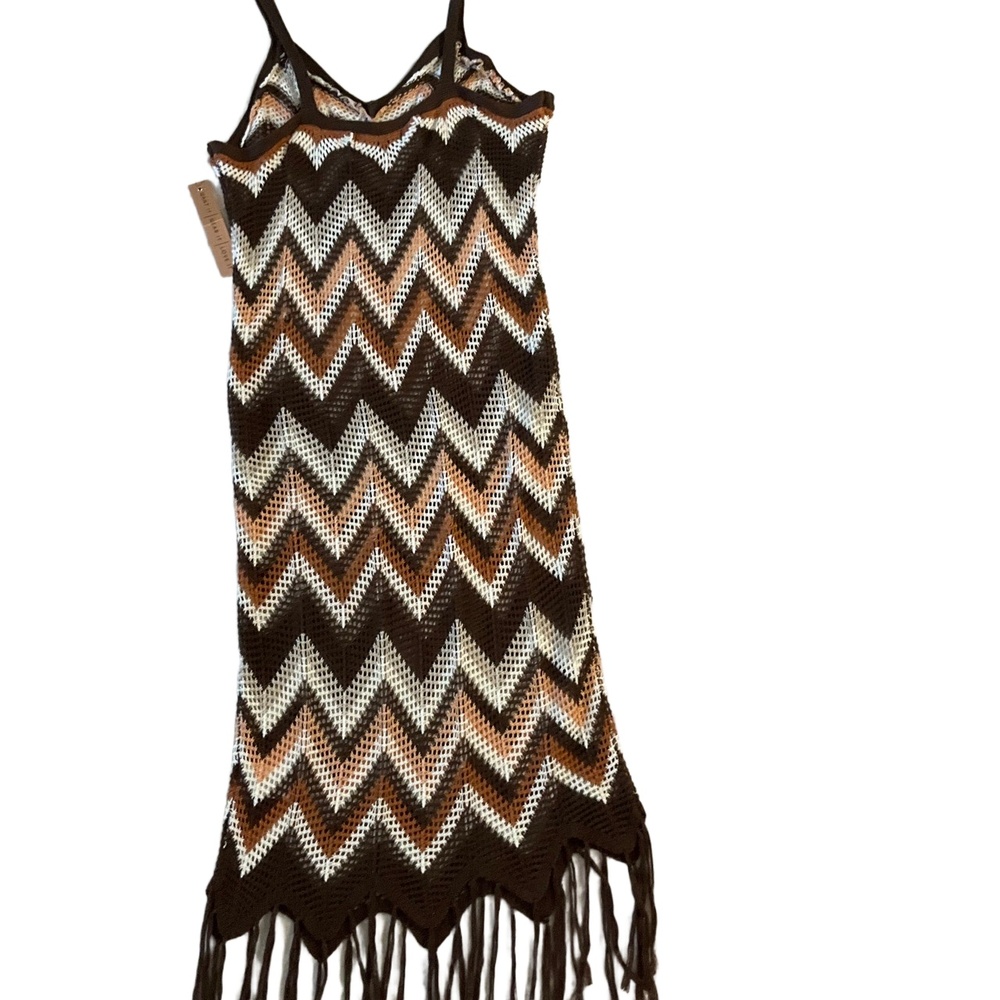 NWT Almost Famous Brown Crochet Chevron Pattern Fringe Hem Boho Cover Dress 1X - Picture 8 of 9